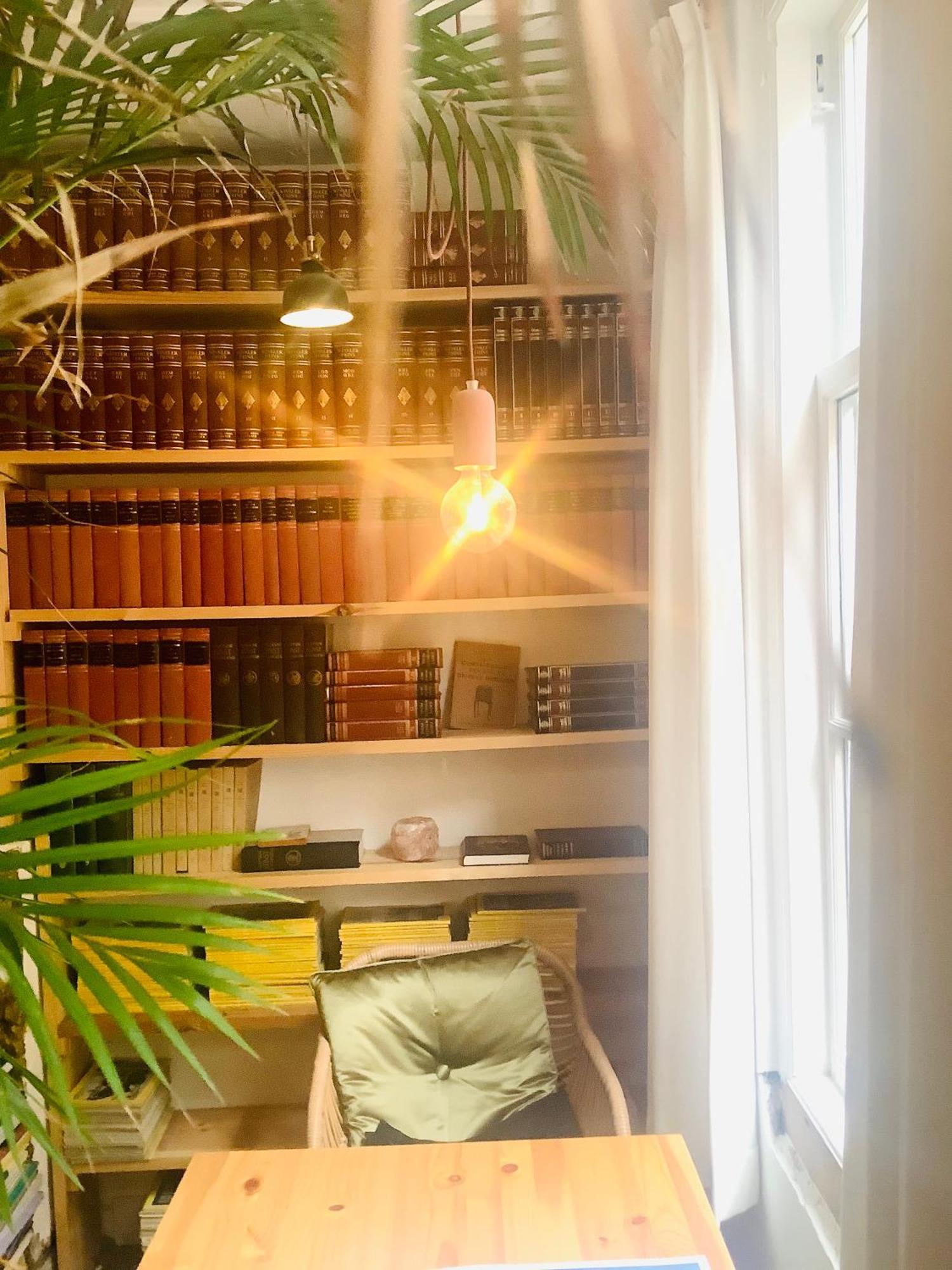 Bookstore Hotel Haag Eksteriør bilde